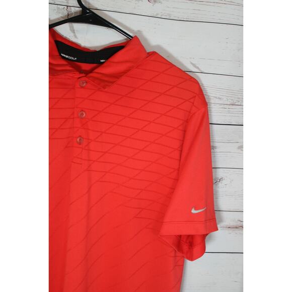 NIKE Men's Large Dri Fit Golf Polo Shirt, Red, Polyester, Collared, 3-Button - Picture 3 of 9